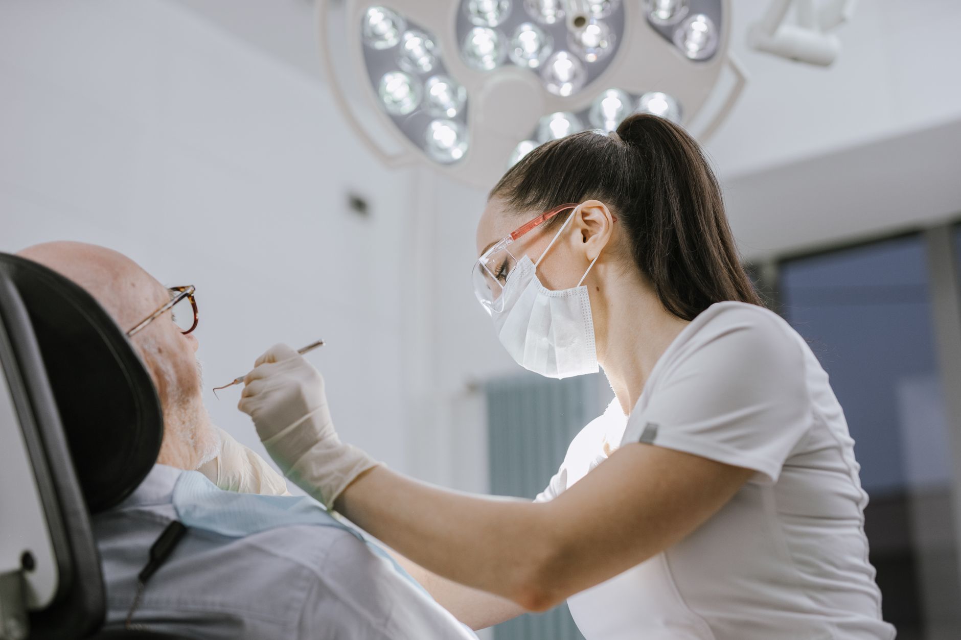 What to Expect: Bone Graft Recovery Time and Tips